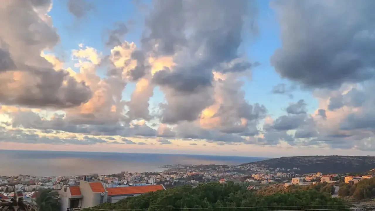 توقعات حالة الطقس في لبنان خلال الأيام المقبلة وتأثير المنخفضات الجوية القادمة